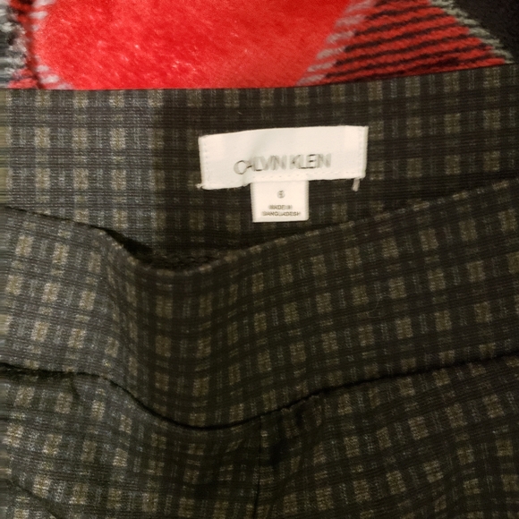 Woman pants - Picture 2 of 6